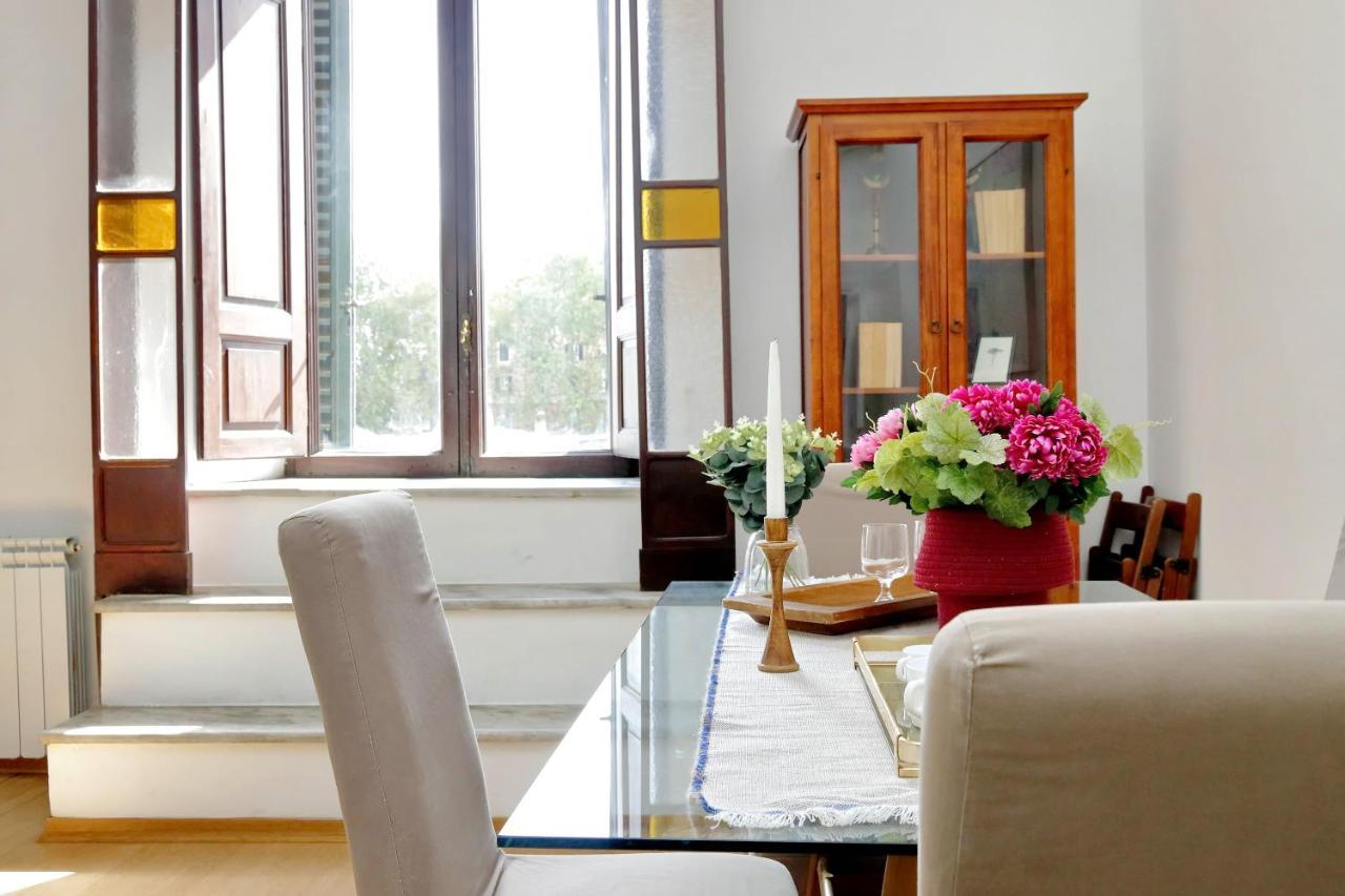 Cavour 2 Bedrooms Apartment Rome Bagian luar foto