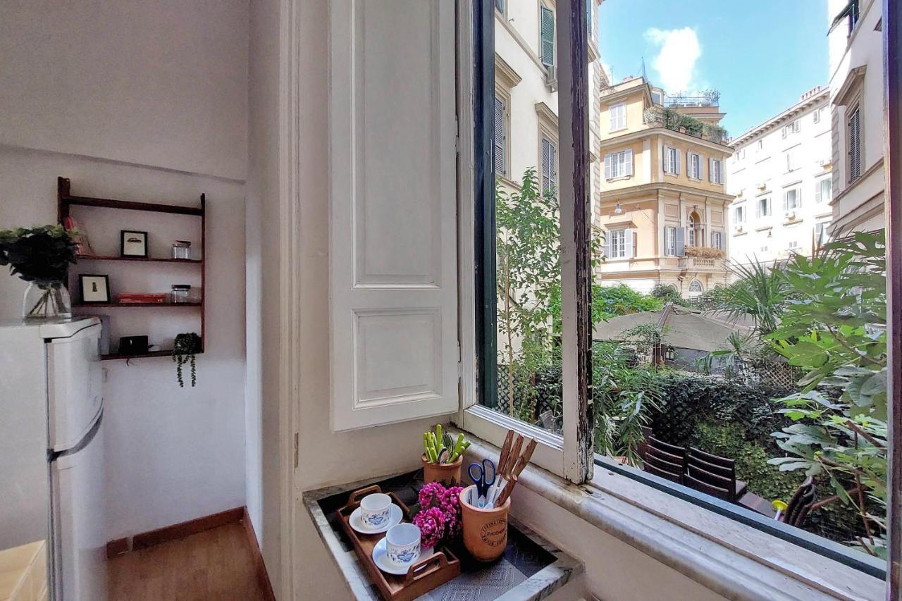 Cavour 2 Bedrooms Apartment Rome Bagian luar foto