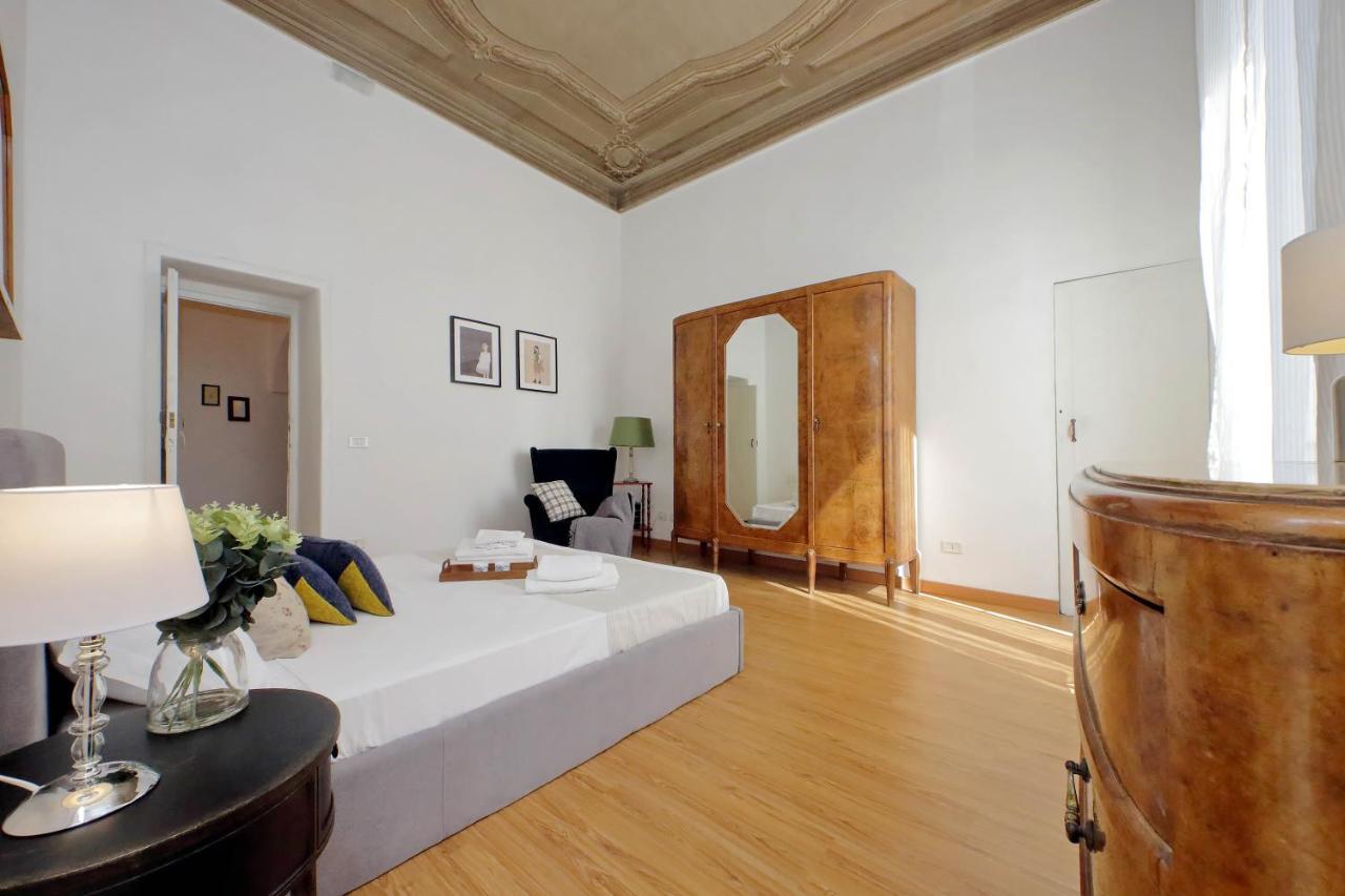 Cavour 2 Bedrooms Apartment Rome Bagian luar foto