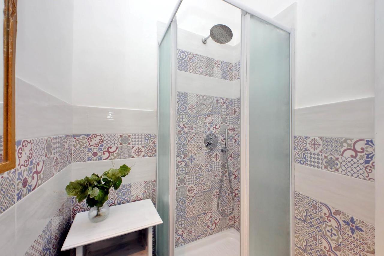 Cavour 2 Bedrooms Apartment Rome Bagian luar foto